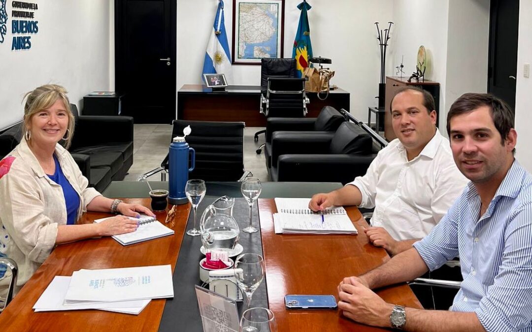 EL INTENDENTE FRANCISCO RECOULAT SE REUNIÓ CON CRISTINA ÁLVAREZ ...
