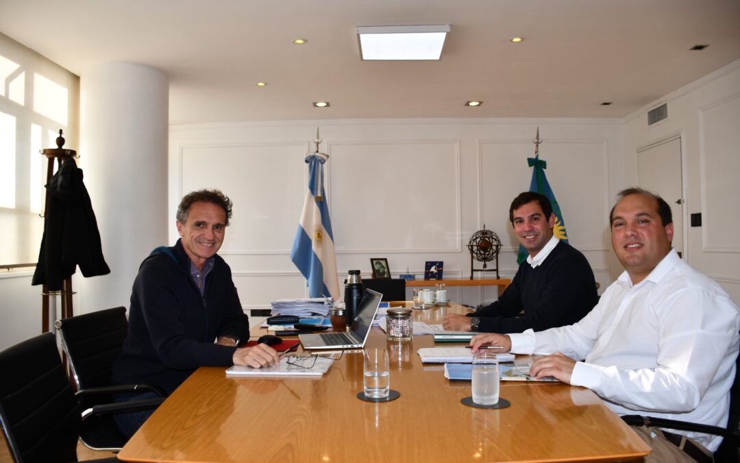 GESTIONES EN LA PLATA: EL INTENDENTE SE REUNIÓ CON EL MINISTRO GABRIEL ...