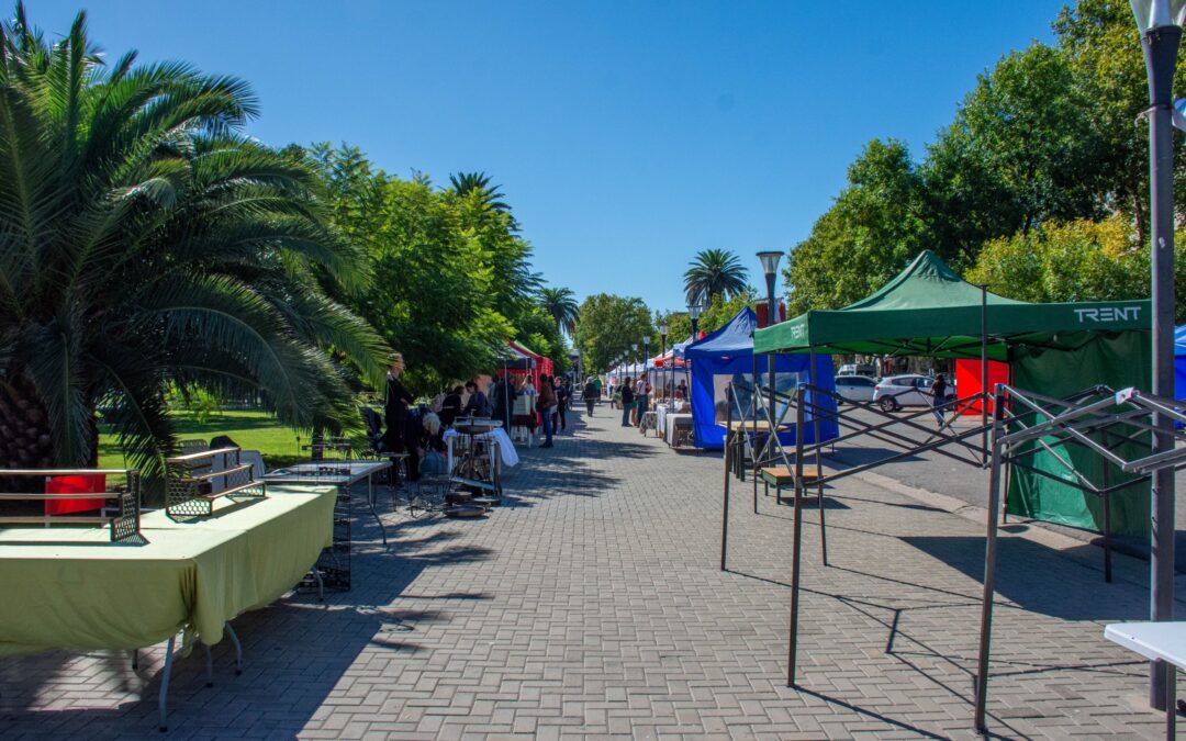 LA FERIA DE ARTESANOS Y EMPRENDEDORES, Y EL PATIO DE COMIDAS SE SUMAN A ...